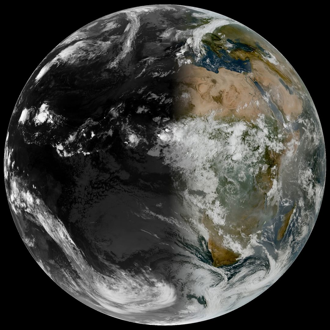 This is how Earth looks from 36,000 km away during the equinox. Image by Meteosat-12