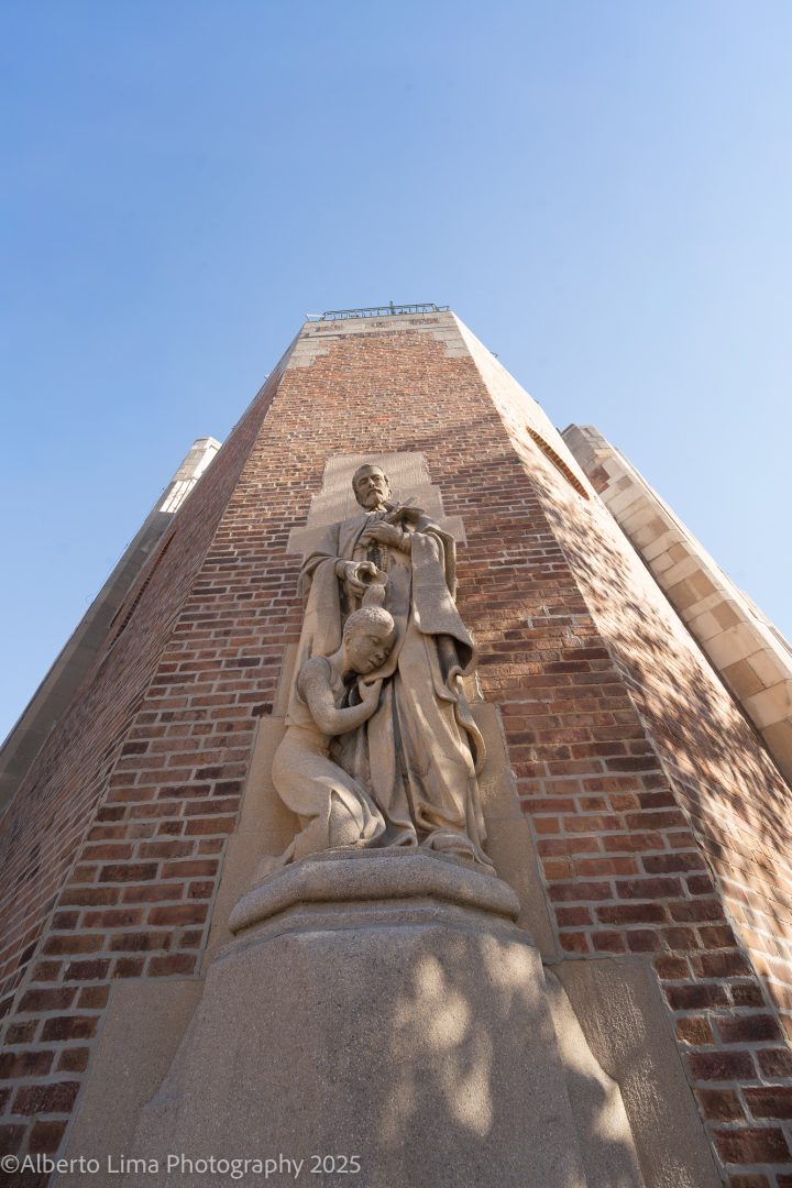 A sample image taken with the Viltrox AF 14mm F4 Air for Sony FE-mount Cameras.
