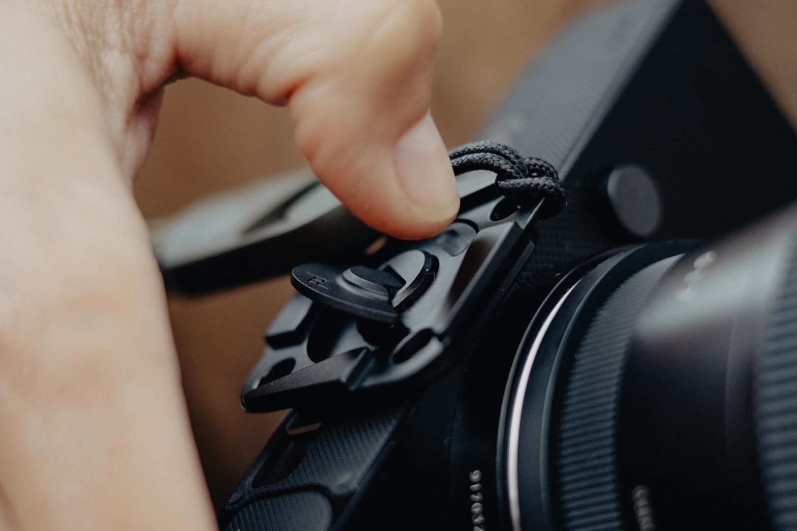 Peak Design Just Made the Cleanest Camera Straps Yet, and (finally) a Mount You Can Tighten with Your Thumb