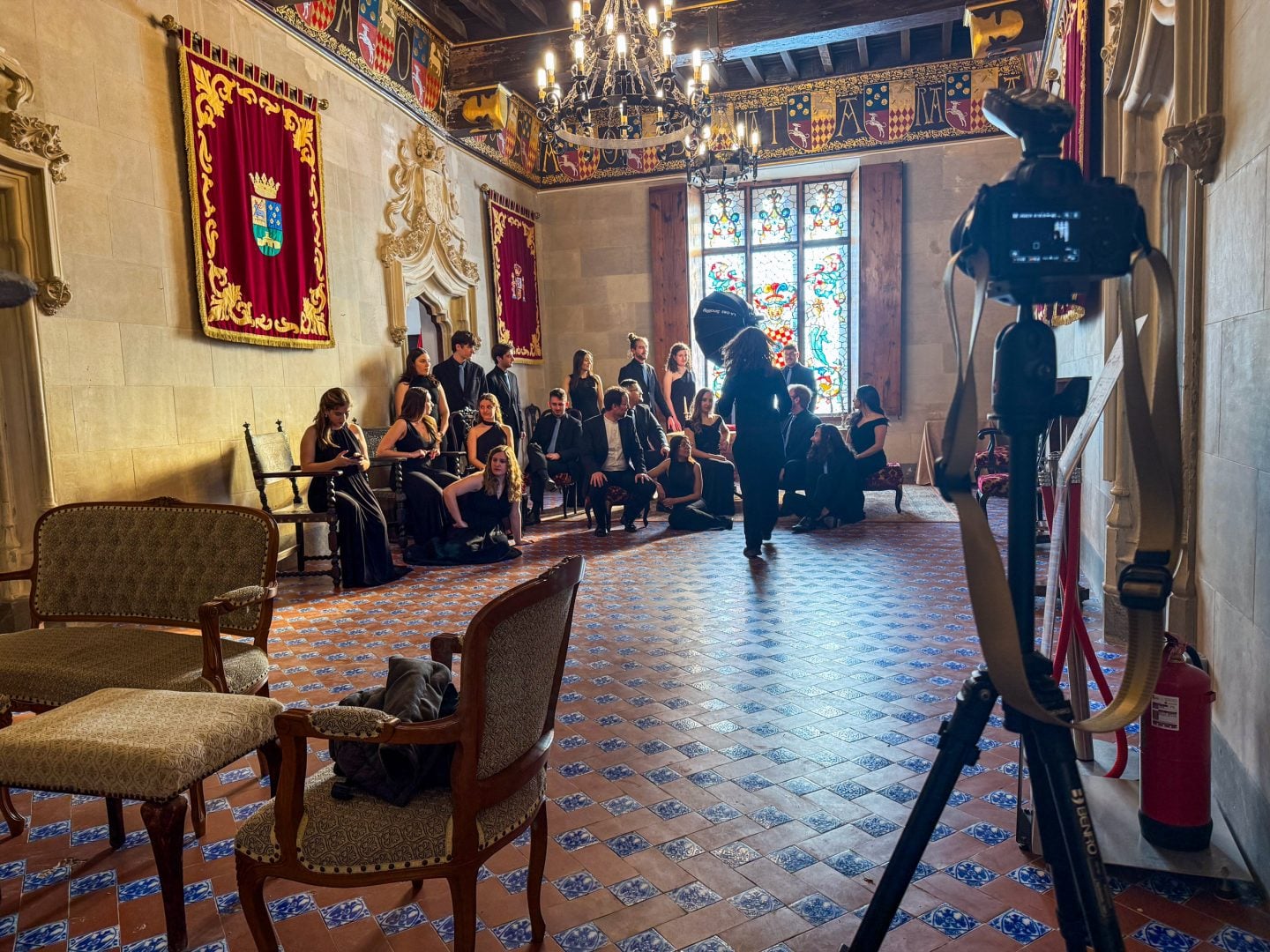 How I Shot an Annie Leibovitz-Style Group Portrait Using Just One Light (and a Medieval Castle)