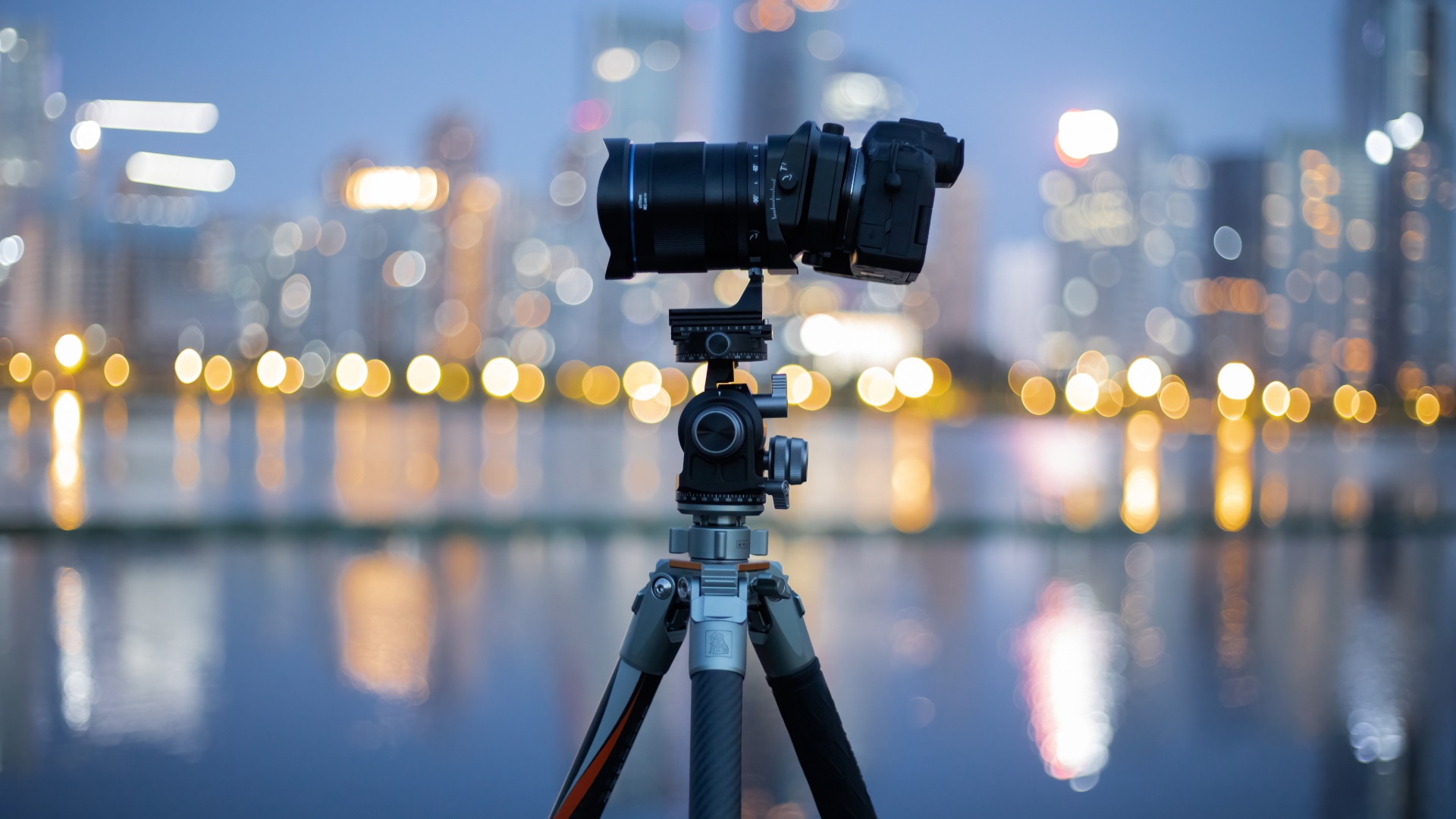 Laowa’s New 35mm f/2.8 Zero-D Tilt-Shift Lens