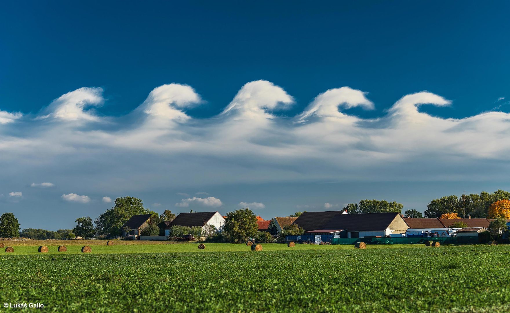 Full-Circle Rainbow Wins the Pot of Gold at The Weather Photographer of the Year Awards 2025
