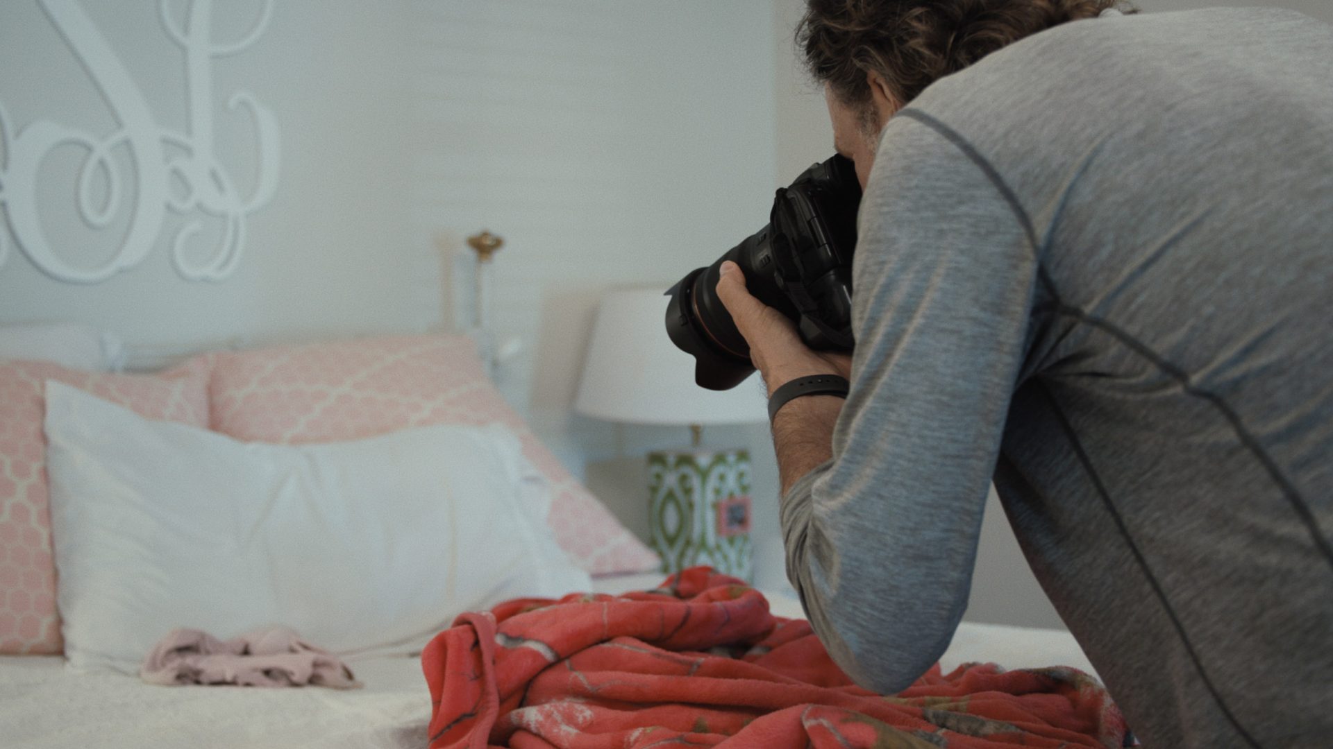 How Do You Photograph Loss? Inside Lou Bopp’s Haunting Documentary Project