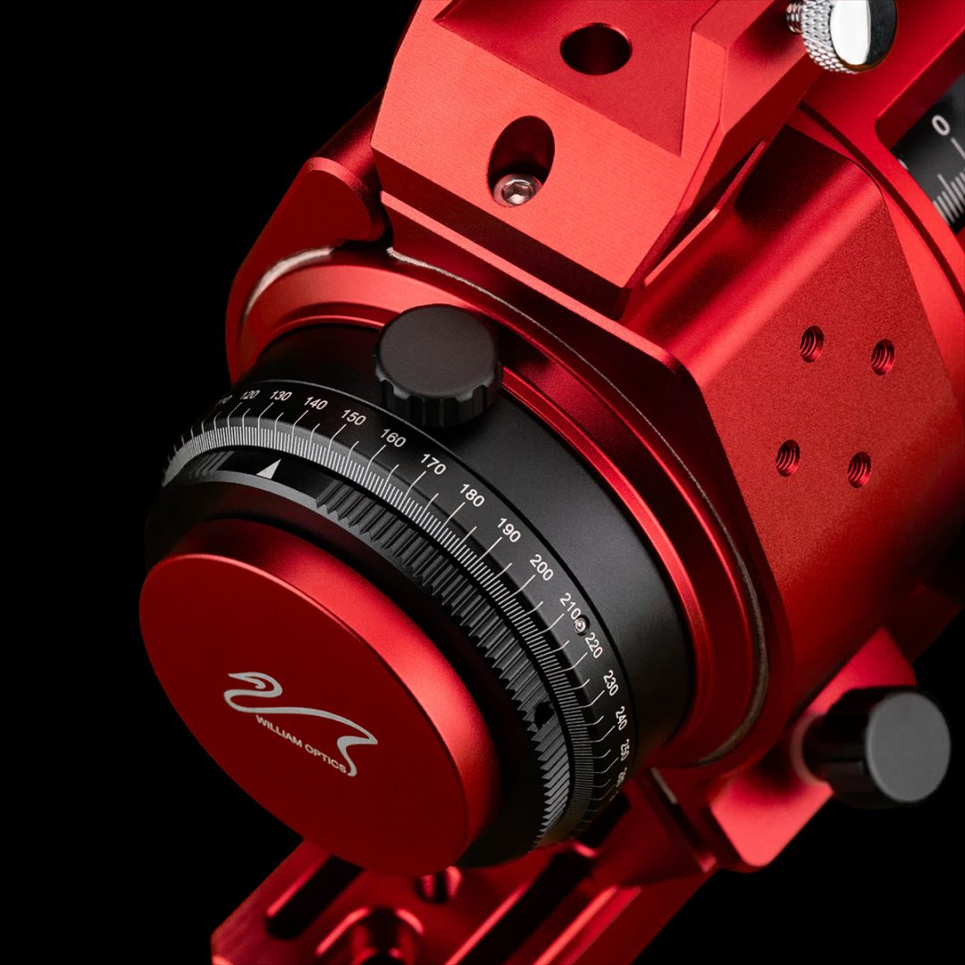 The telescope has an integrated rotator and tilt-adjustment system