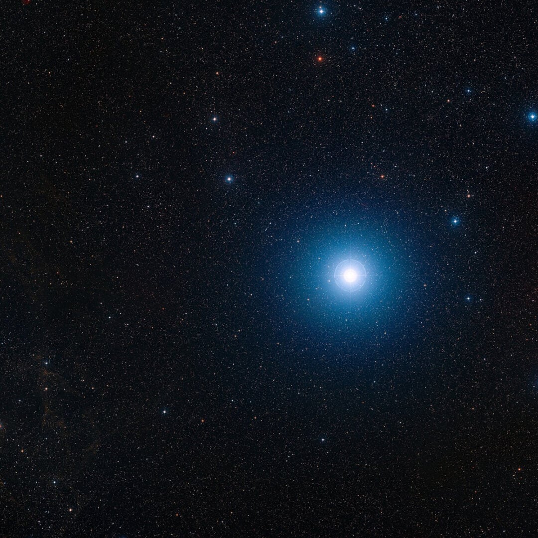 This image from the Digitized Sky Survey (DSS) shows the region of the sky around the dead star RXJ0528+2838, which is located at the very centre of the image. Credit: ESO/Digitized Sky Survey 2. Acknowledgement: D. De Martin