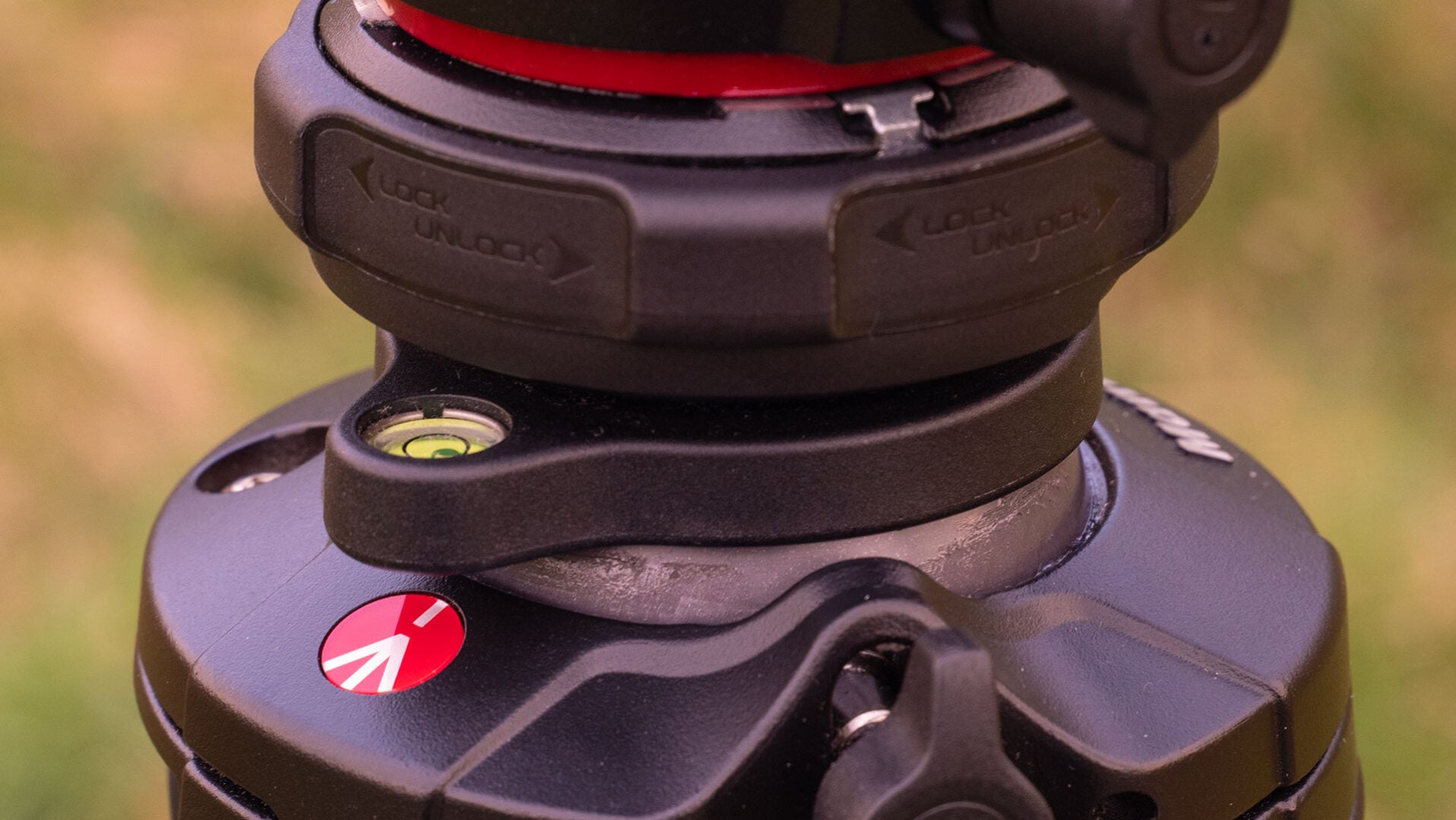 Manfrotto ONE Hybrid Bubble #2