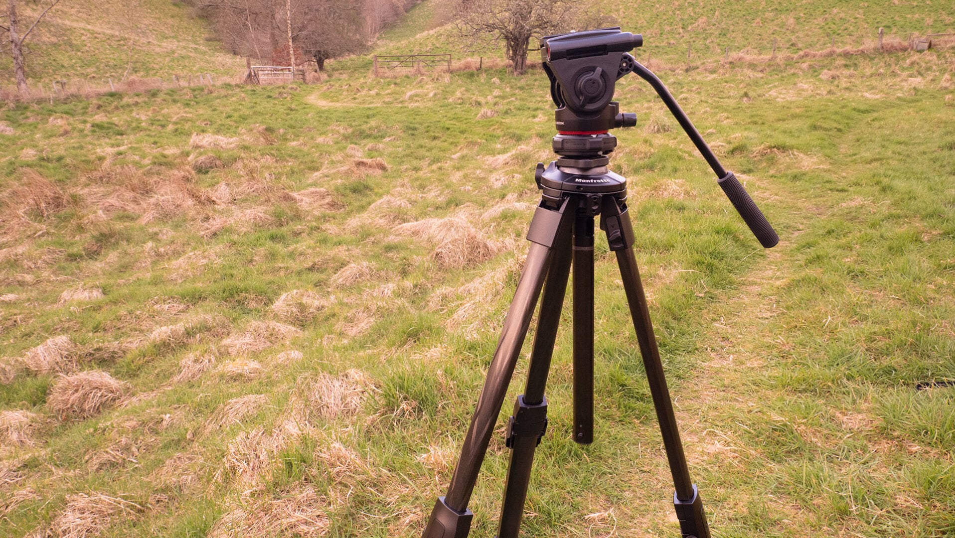 The centre column on the Manfrotto ONE Hybrid is there when you need it and not when you don't