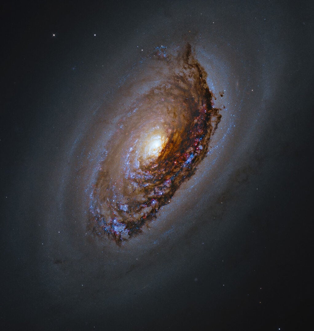 The Hubble Space Telescope photographed Messier 64 earlier in 2004. Credit: NASA/ESA and The Hubble Heritage Team (AURA/STScI)