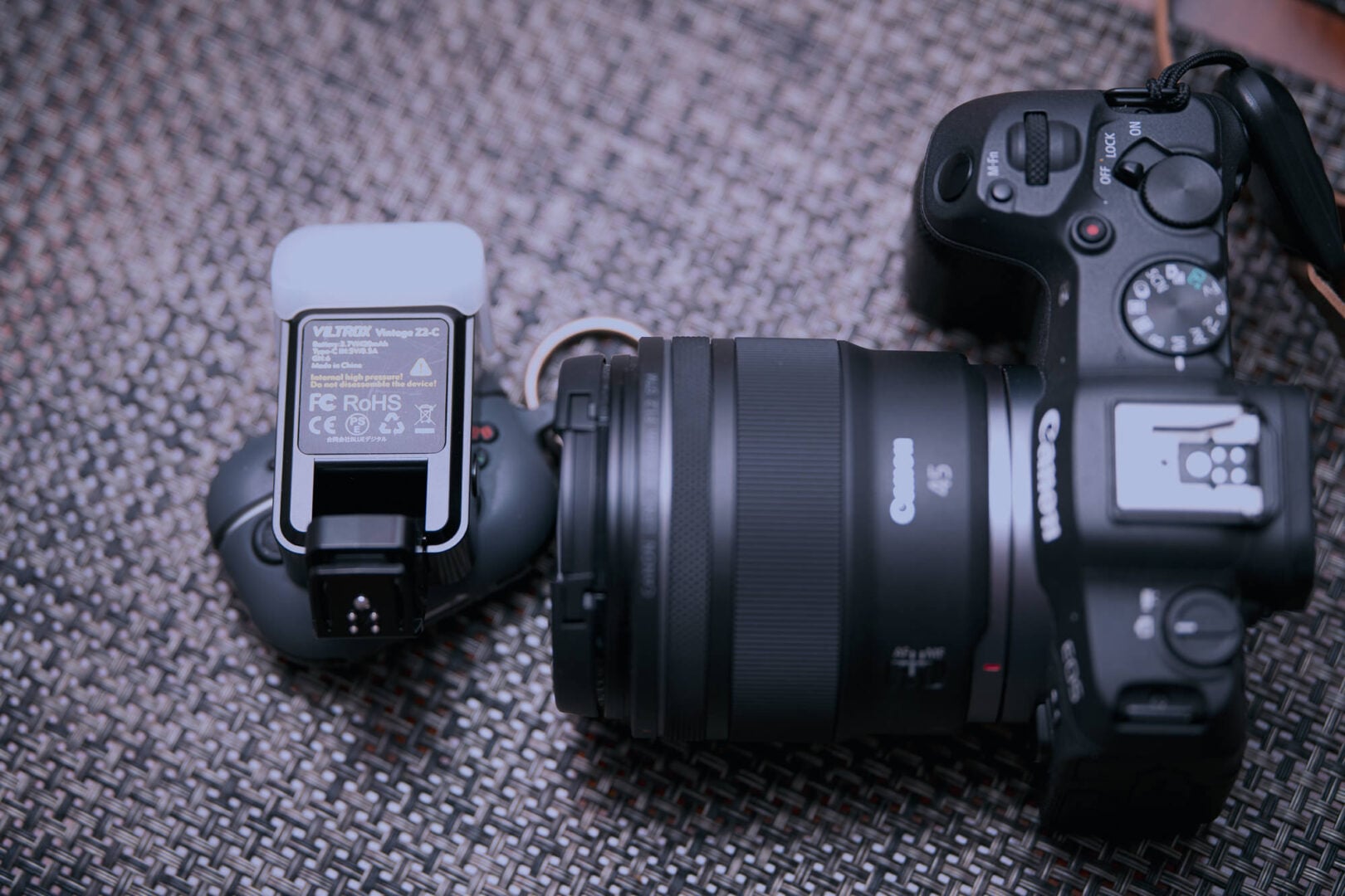 Product image of the Viltrox Vintage Z2 TTL 