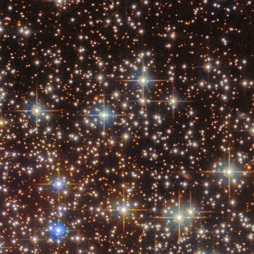 Orange stars inside NGC 6723. Credit: ESA/Hubble & NASA, A. Sarajedini, G. Piotto