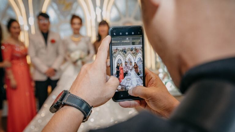 alternatives to hiring a wedding photographer