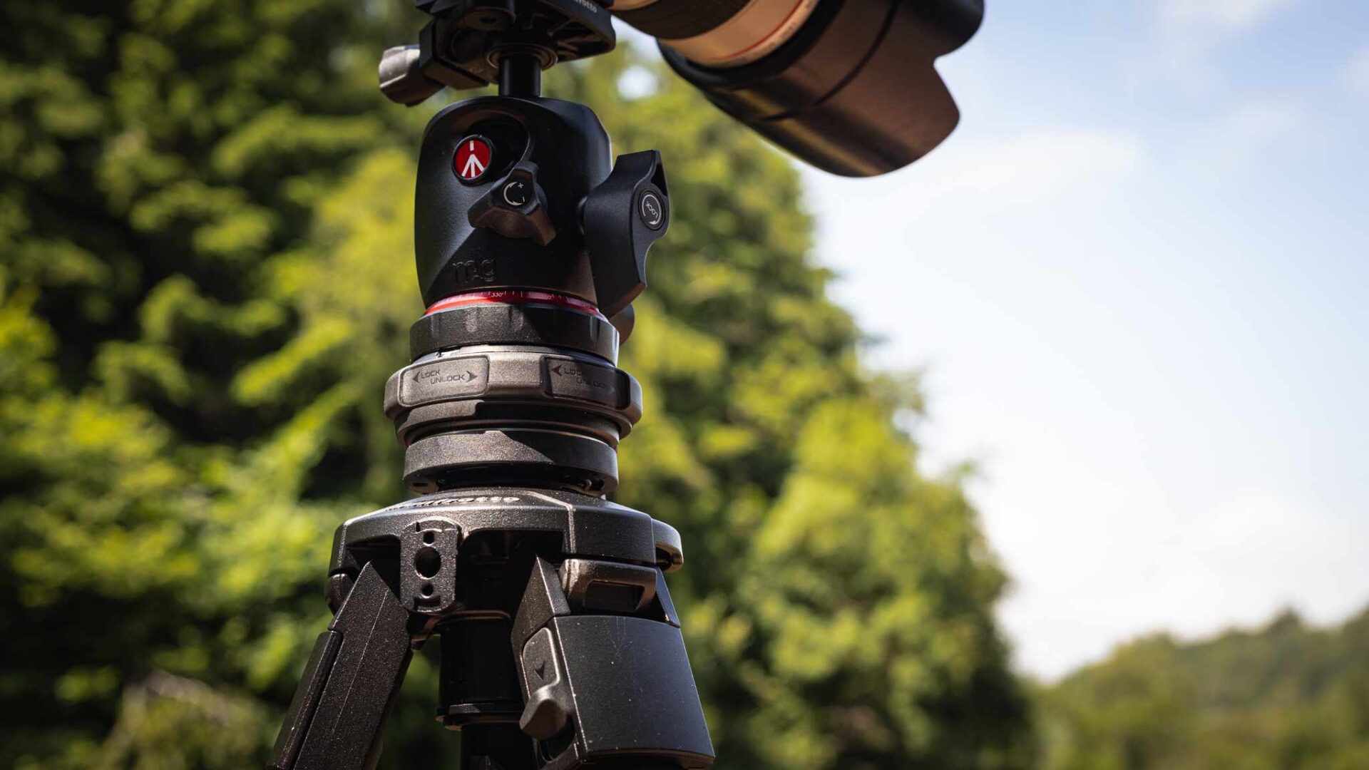 Manfrotto ONE Photo tripod XPRO Ball Head