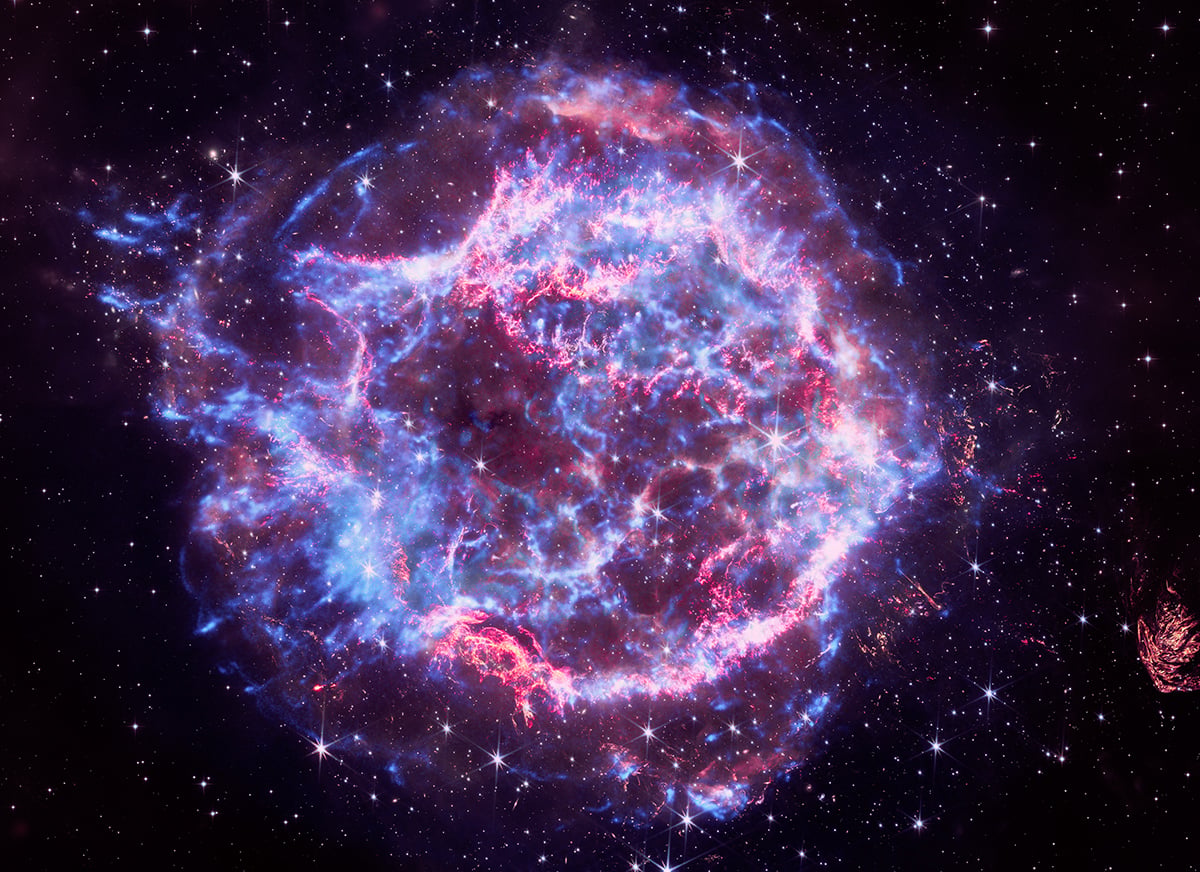 A composite image of Cassiopeia A. Credit: X-ray: NASA/CXC/SAO; IR: NASA/ESA/CSA/STScI; Image Processing: NASA/CXC/SAO/L. Frattare and K. Arcand