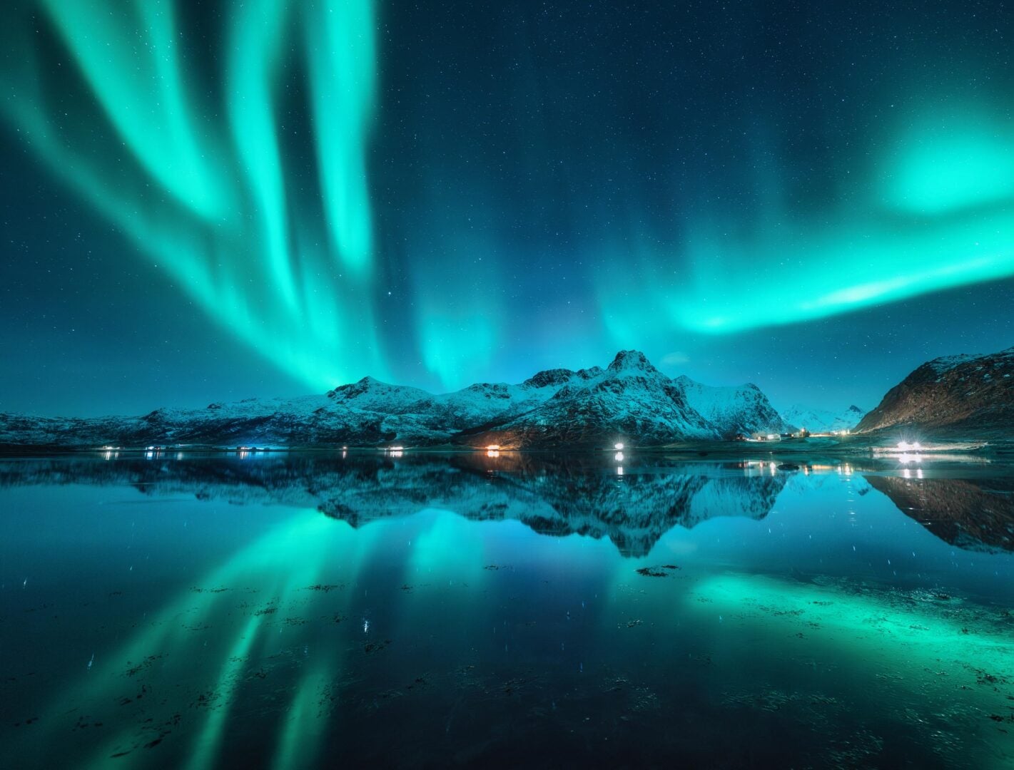 How to Photograph the Northern Lights: Camera Settings and Tips for Beginners