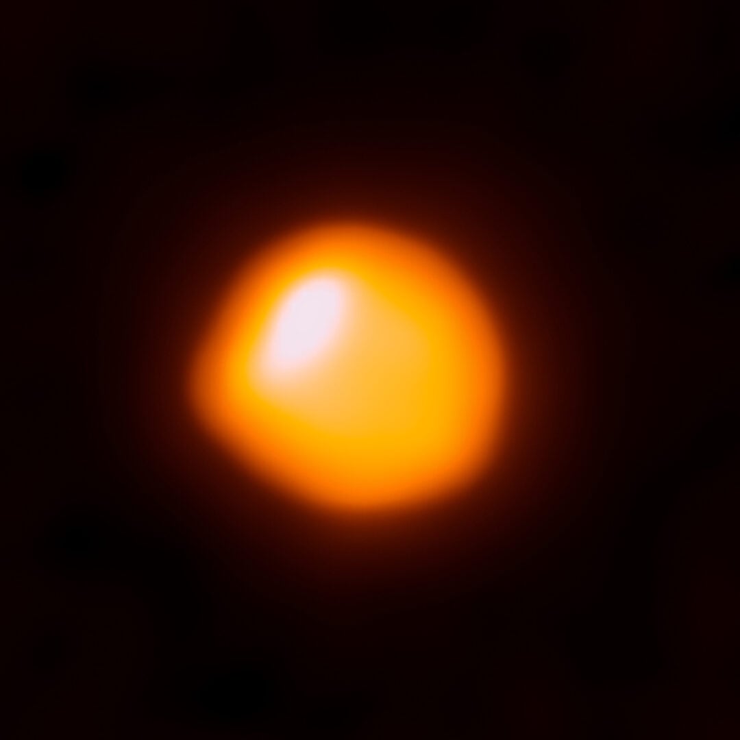 This high-resolution image of Betelgeuse was captured by ALMA in 2017. Credit: ALMA (ESO/NAOJ/NRAO)/E. O’Gorman/P. Kervella