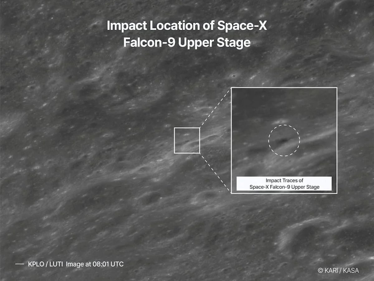 South Korean Space Agency's Danuri captured an image of the impact crater a few hours after the impact. Credit: KARI/KASA