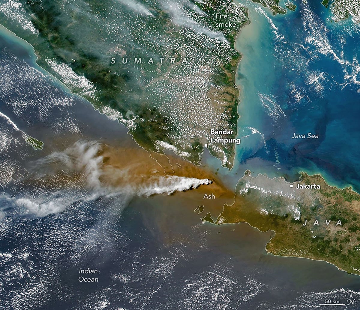 Plumes of ash and volcanic gases from Anak Krakatau drift over Indonesia and the Indian Ocean in this image, captured by the VIIRS (Visible Infrared Imaging Radiometer Suite) on the Suomi NPP satellite on September 5, 2026. Credit: NASA Earth Observatory/Michala Garrison