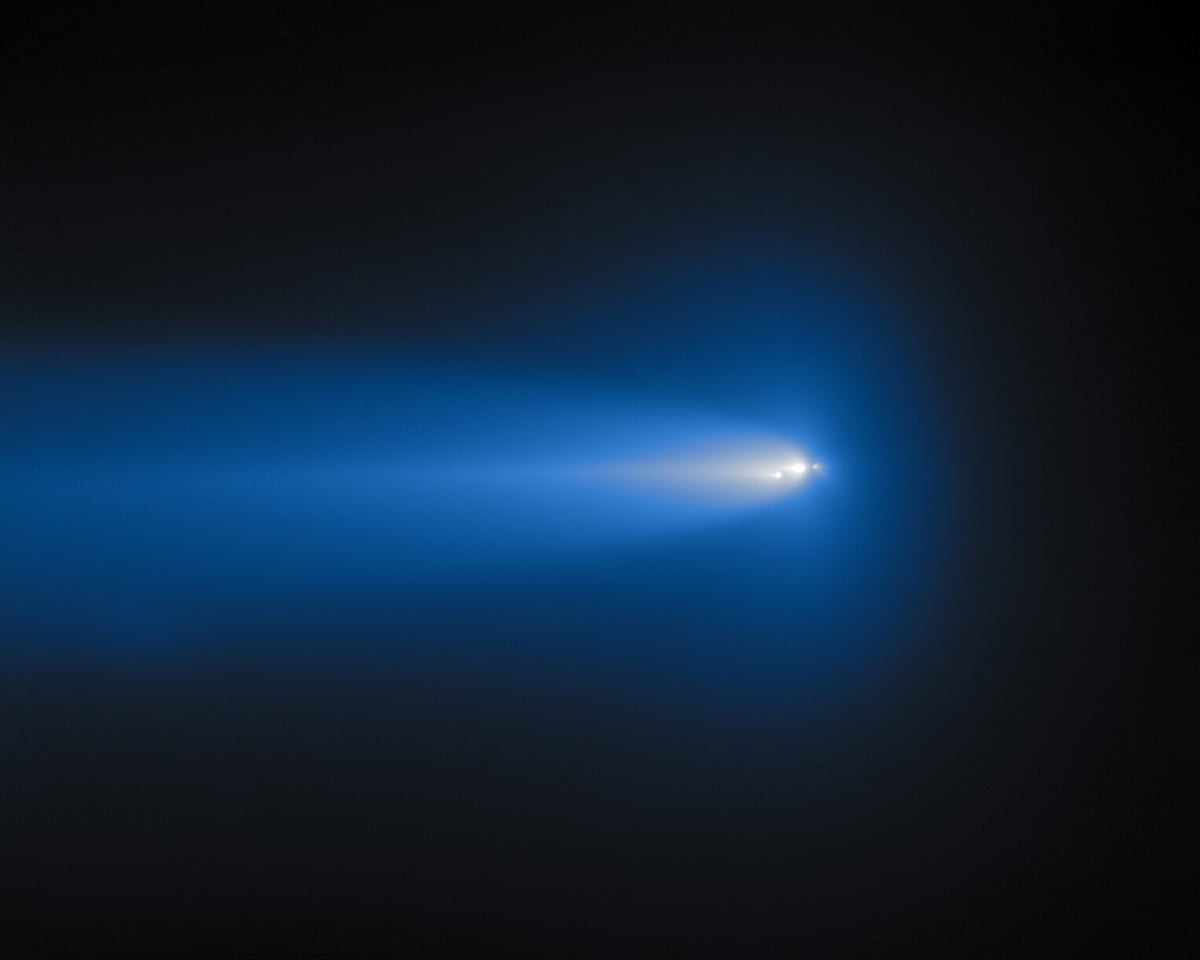 Gemini North Observatory observed the fragmentation of Comet C/2025 K1 (ATLAS) on 11 November 2025. Credit: International Gemini Observatory/NOIRLab/NSF/AURA/B. Bolin