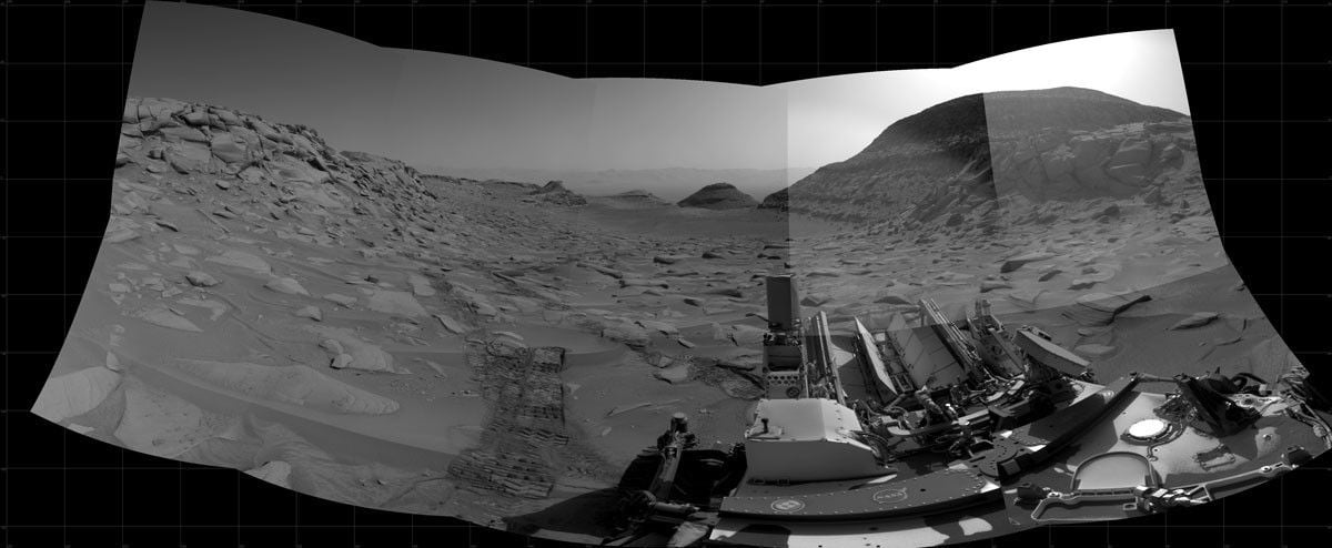 The black-and-white image captured in the morning. Credit: NASA/JPL-Caltech