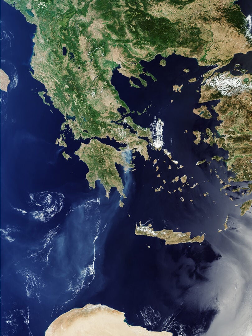 This image, captured on 2 August 2026 by the Copernicus Sentinel-3 mission, reveals the scale of the cloud of smoke from the wildfires. Credit: contains modified Copernicus Sentinel data (2026), processed by ESA