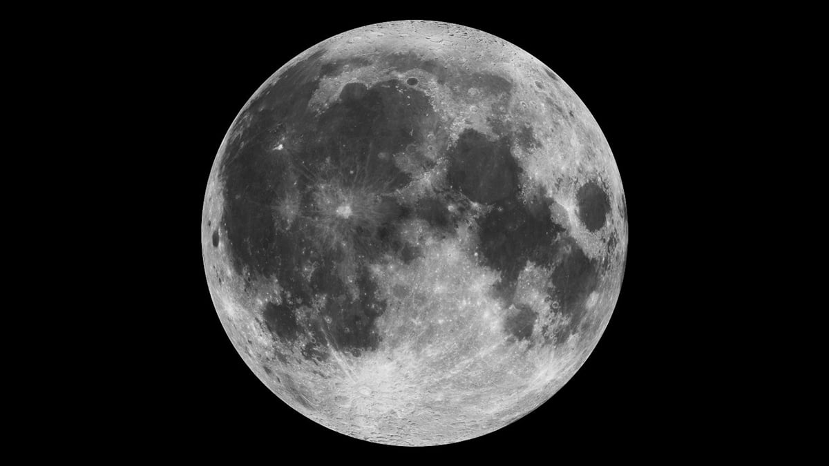 A visible light image of the full moon. Credit: NASA/GSFC