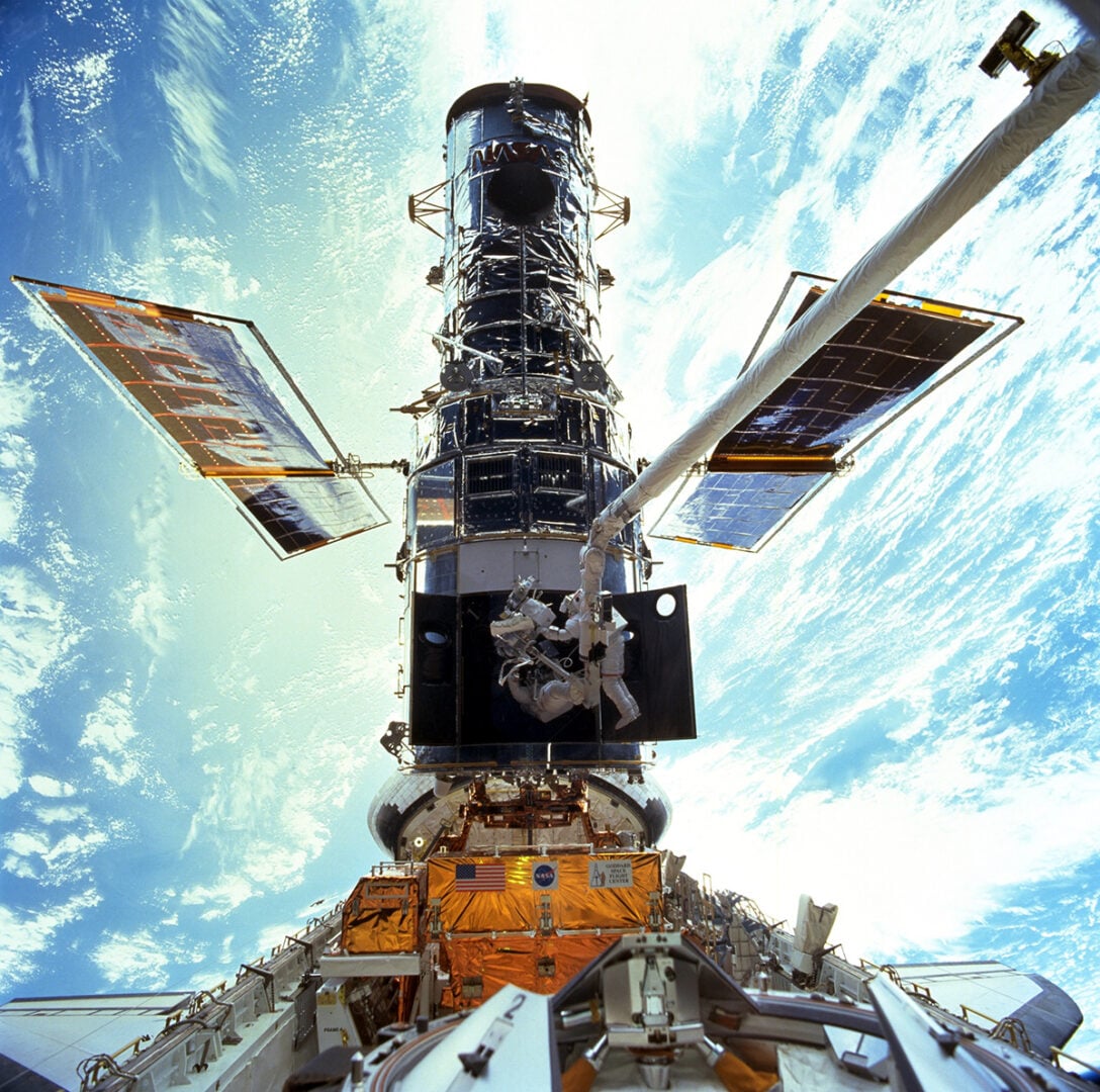 During one of Hubble's repair missions in 1999. Credit: NASA