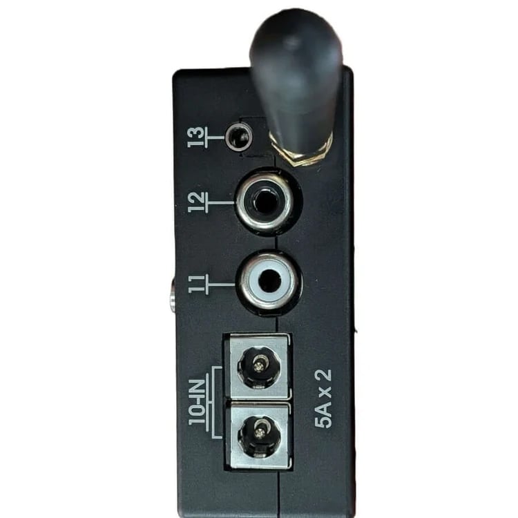 There are multiple DC input ports