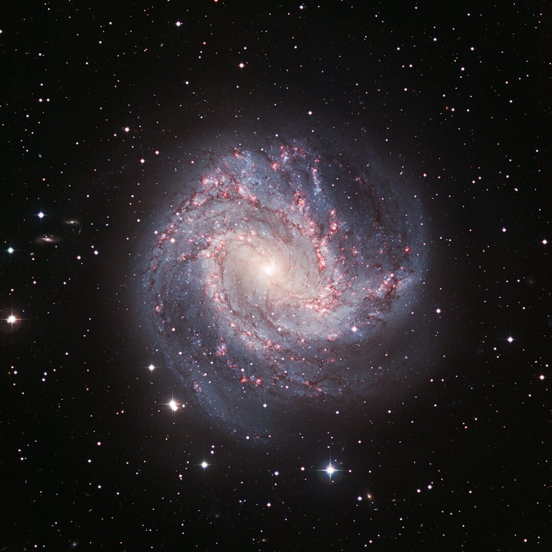 This image of the galaxy Messier 83 was captured by the Wide Field Imager at ESO's La Silla Observatory. Credit: ESO