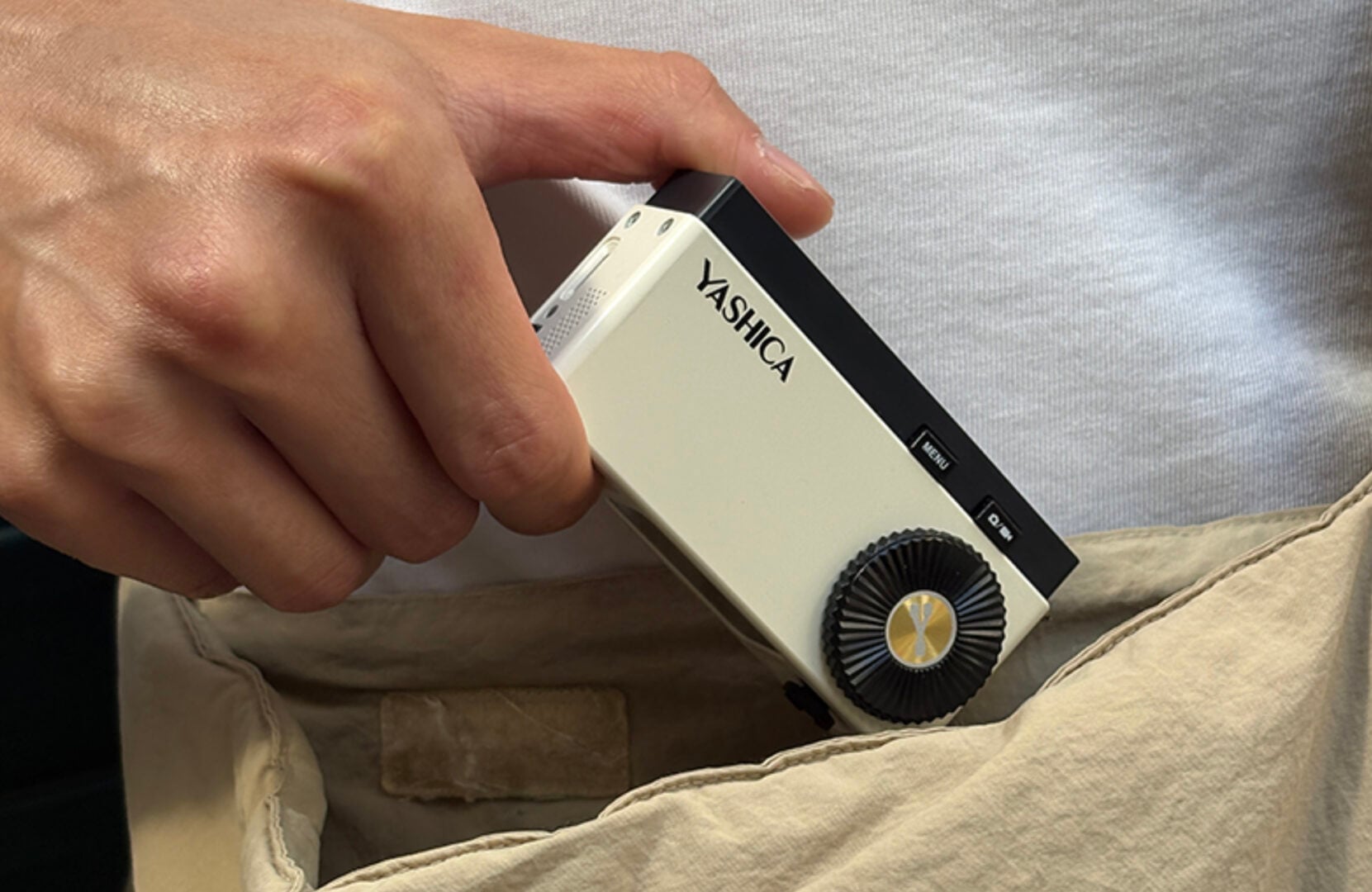 YASHICA Y16 camera