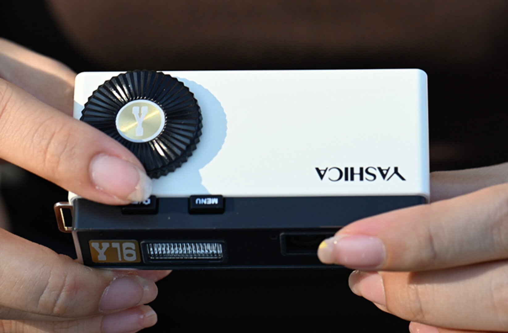 YASHICA Y16 camera